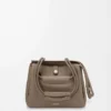 Borsa Madrid piccola in morbida pelle di vitello martellata Taupe Borsa Madrid piccola in morbida pelle di vitello martellata Taupe