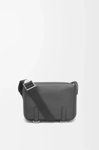 Borsa Military Messenger XS in morbida pelle di vitello martellata antracite