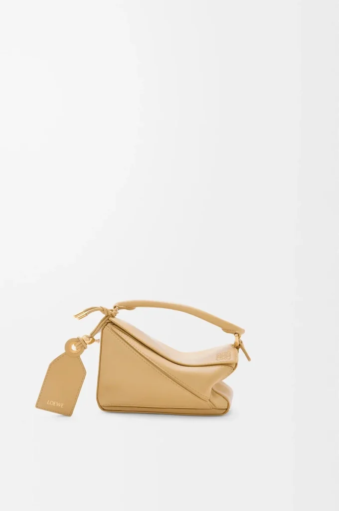 Borsa Mini Featherlight Puzzle in pelle di agnello nappa Dark Butter