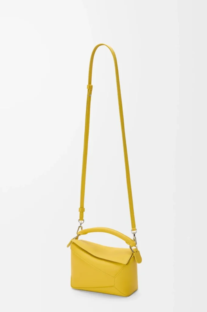 Borsa Mini Puzzle Edge in morbida pelle di vitello martellata Dandelion