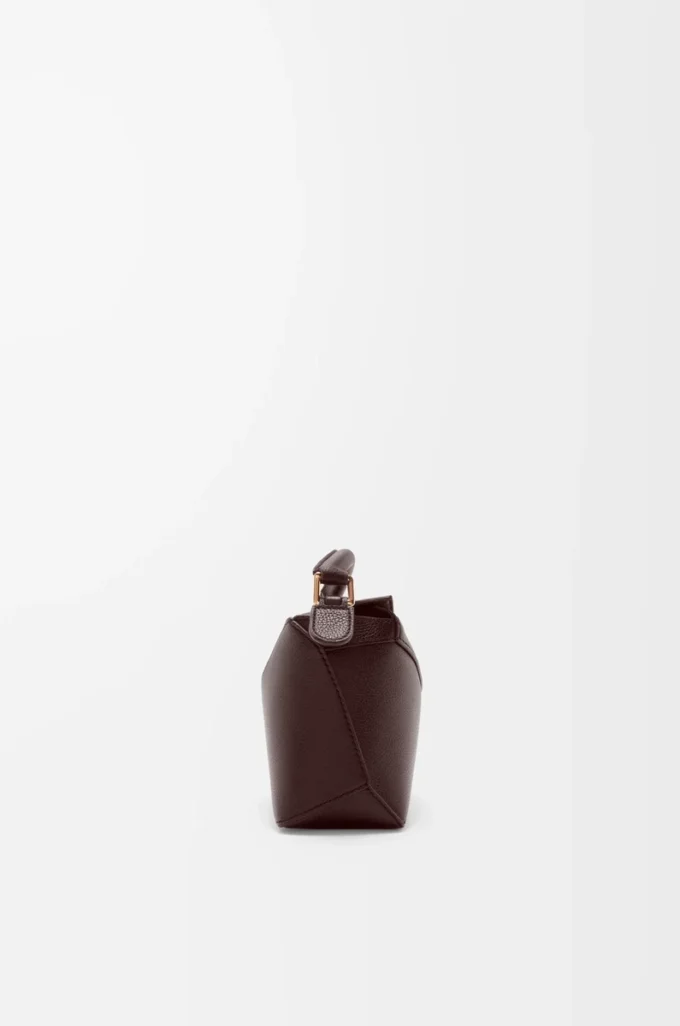Borsa Mini Puzzle Edge in morbida pelle di vitello martellata Dark Chestnut