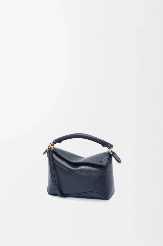 Borsa Mini Puzzle Edge in morbida pelle di vitello martellata Deep Navy