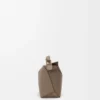 Borsa Mini Puzzle Edge in morbida pelle di vitello martellata Taupe Borsa Mini Puzzle Edge in morbida pelle di vitello martellata Taupe