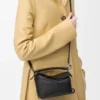 Borsa Mini Puzzle Edge in pelle di vitello classica nera Borsa Mini Puzzle Edge in pelle di vitello classica nera