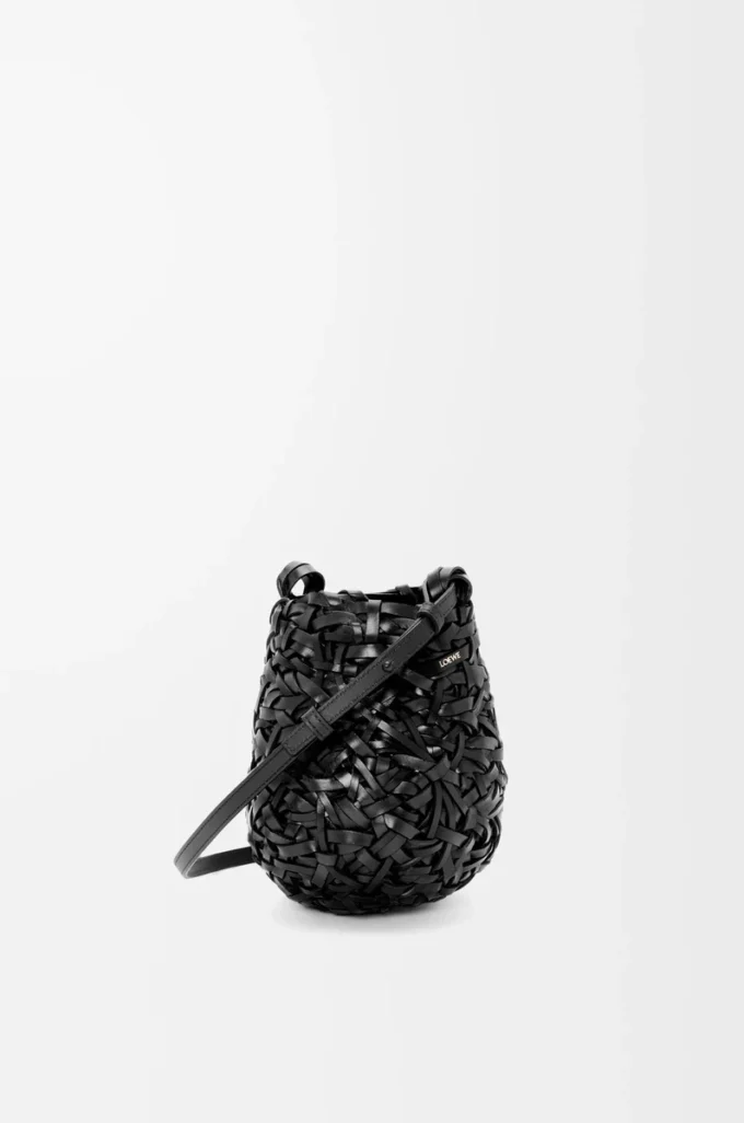 Borsa Nest Basket piccola in pelle di vitello nera