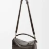 Borsa Panta grande Puzzle in pelle di vitello lucida marrone vintage