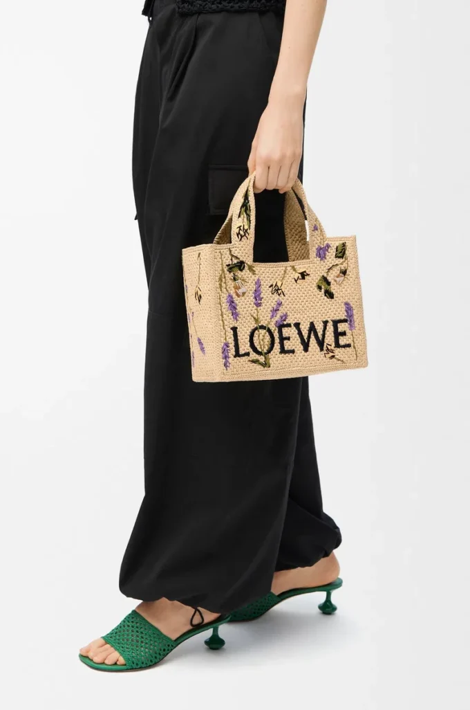 Borsa piccola LOEWE Font in rafia naturale Borsa piccola LOEWE Font in rafia naturale