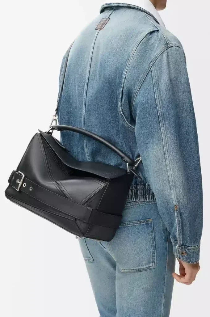 Borsa Puzzle Biker grande in pelle di vitello lucida nera Borsa Puzzle Biker grande in pelle di vitello lucida nera