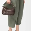 Borsa Puzzle Biker piccola in pelle di vitello lucida Dark Chestnut Borsa Puzzle Biker piccola in pelle di vitello lucida Dark Chestnut