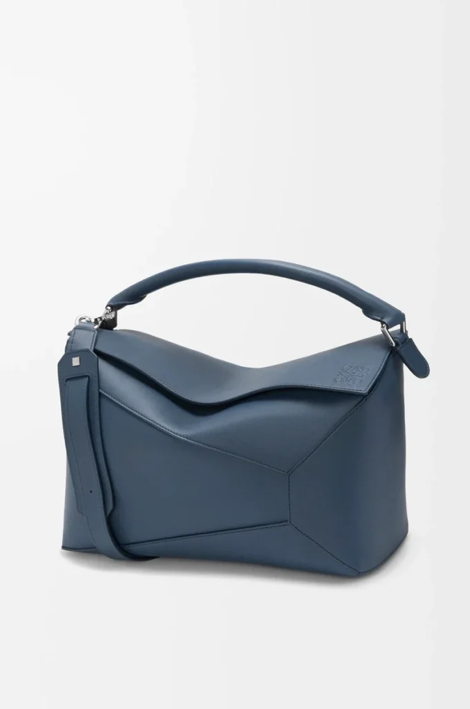 Borsa Puzzle Edge grande in classica pelle di vitello tinta indaco Borsa Puzzle Edge grande in classica pelle di vitello tinta indaco