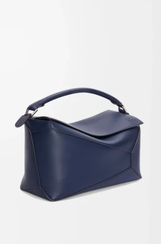 Borsa Puzzle Edge grande in pelle di vitello classica blu abisso