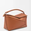 Borsa Puzzle Edge grande in pelle di vitello classica Tan