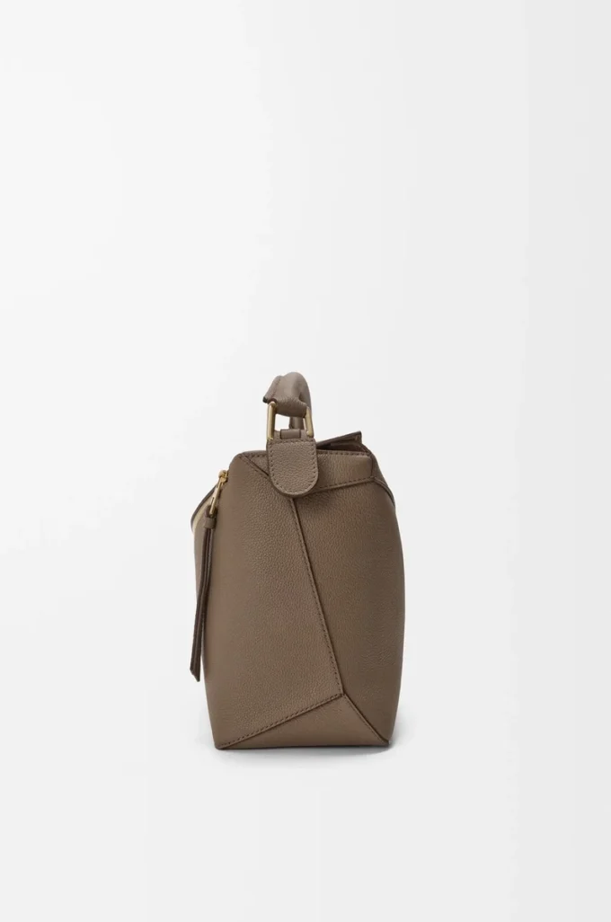 Borsa Puzzle Edge media in morbida pelle di vitello martellata Taupe Borsa Puzzle Edge media in morbida pelle di vitello martellata Taupe