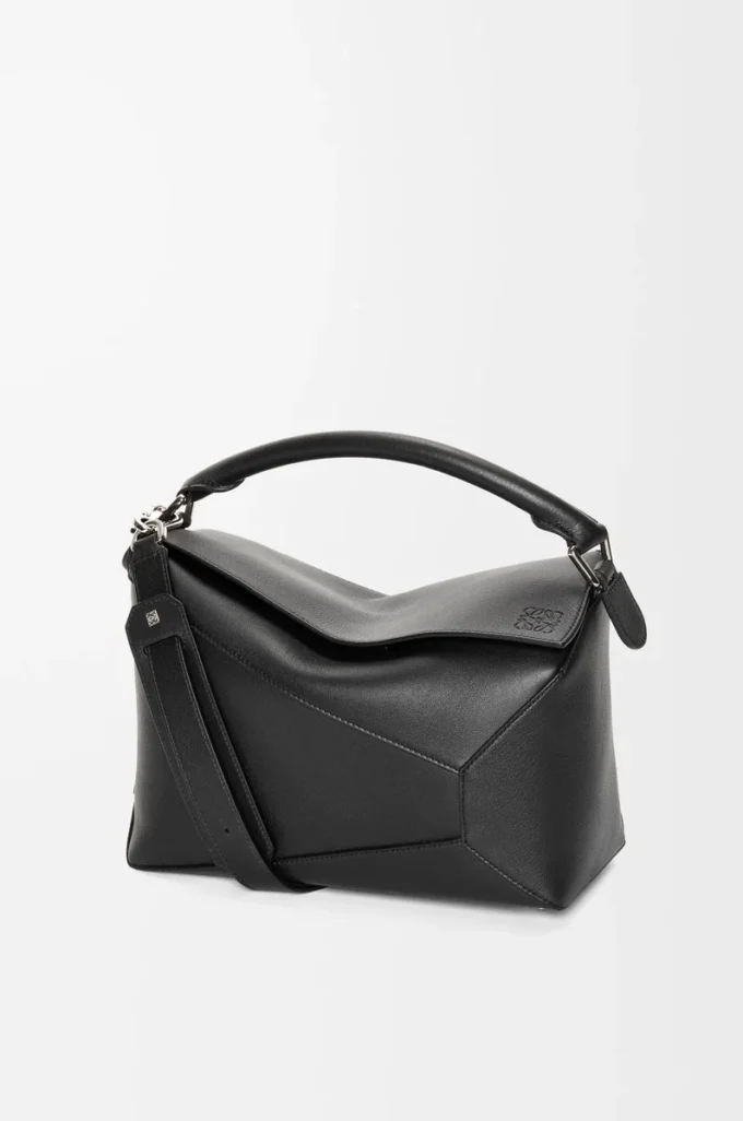 Borsa Puzzle Edge media in pelle di vitello classica nera Borsa Puzzle Edge media in pelle di vitello classica nera