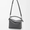 Borsa Puzzle Edge piccola in classica pelle di vitello Slate Borsa Puzzle Edge piccola in classica pelle di vitello Slate