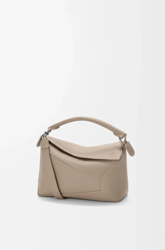 Borsa Puzzle Edge piccola in morbida pelle di vitello martellata argilla Borsa Puzzle Edge piccola in morbida pelle di vitello martellata argilla