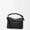 Borsa Puzzle Edge piccola in morbida pelle di vitello martellata nera Borsa Puzzle Edge piccola in morbida pelle di vitello martellata nera