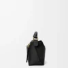 Borsa Puzzle Edge piccola in morbida pelle di vitello martellata nera Borsa Puzzle Edge piccola in morbida pelle di vitello martellata nera