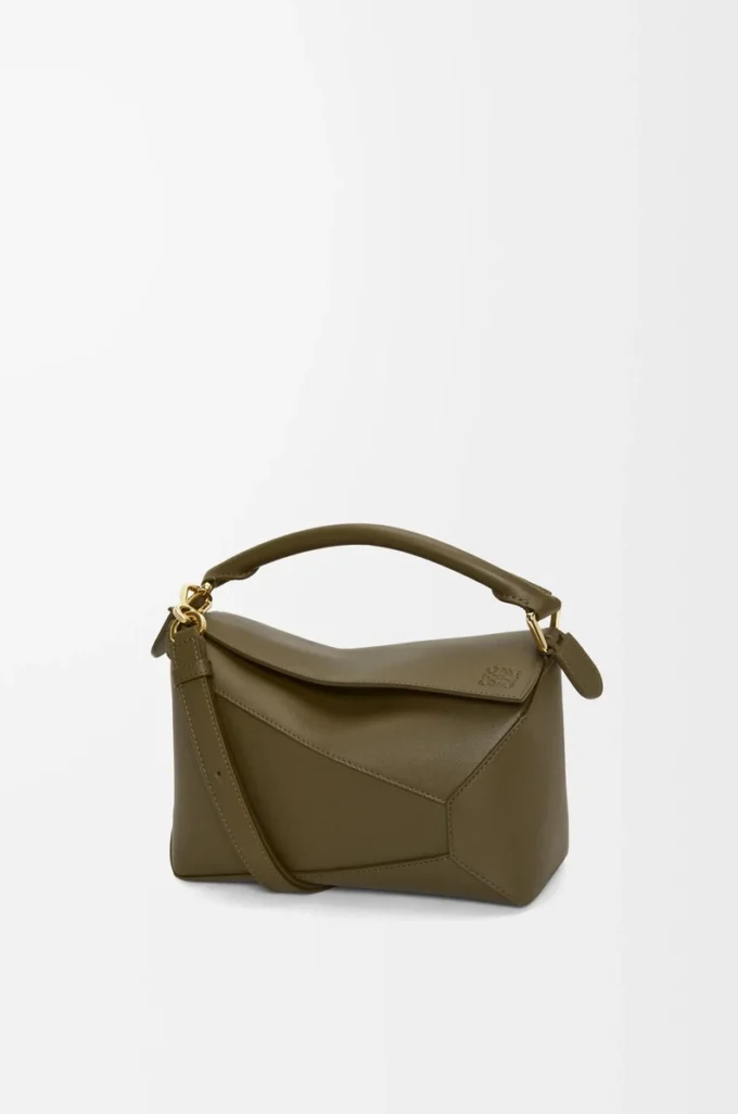 Borsa Puzzle Edge piccola in pelle di vitello classica Dark Khaki Borsa Puzzle Edge piccola in pelle di vitello classica Dark Khaki