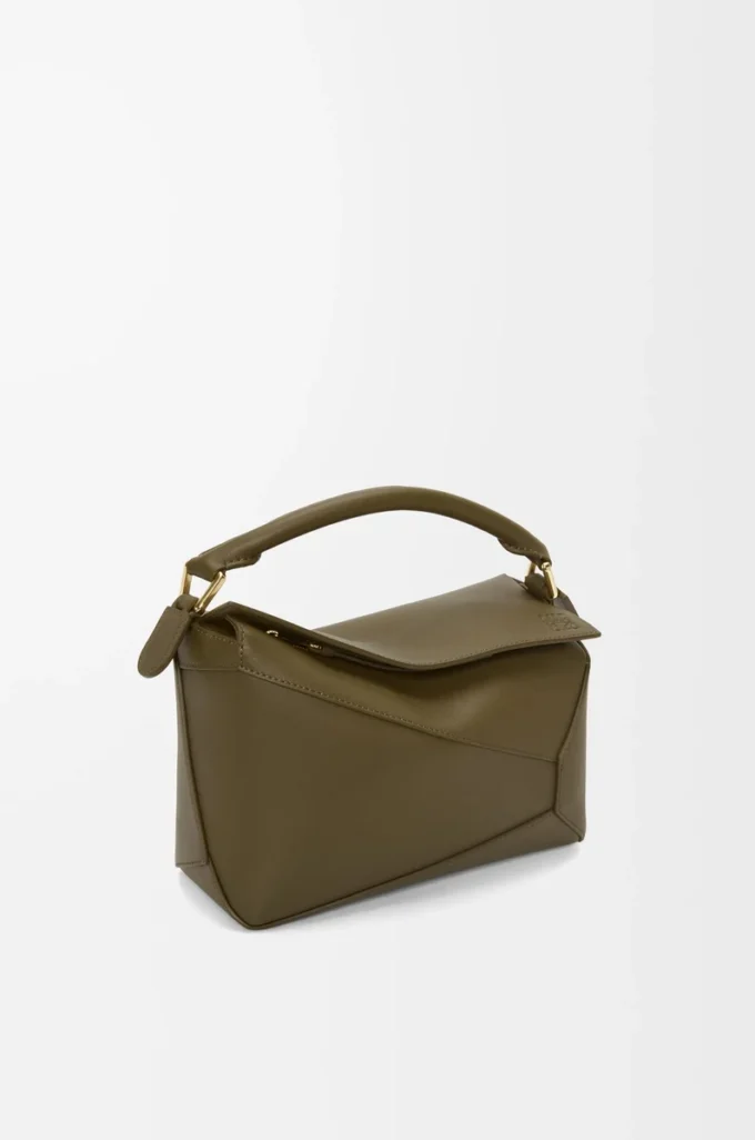 Borsa Puzzle Edge piccola in pelle di vitello classica Dark Khaki Borsa Puzzle Edge piccola in pelle di vitello classica Dark Khaki