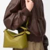 Borsa Puzzle Edge piccola in pelle di vitello classica Light Moss Borsa Puzzle Edge piccola in pelle di vitello classica Light Moss