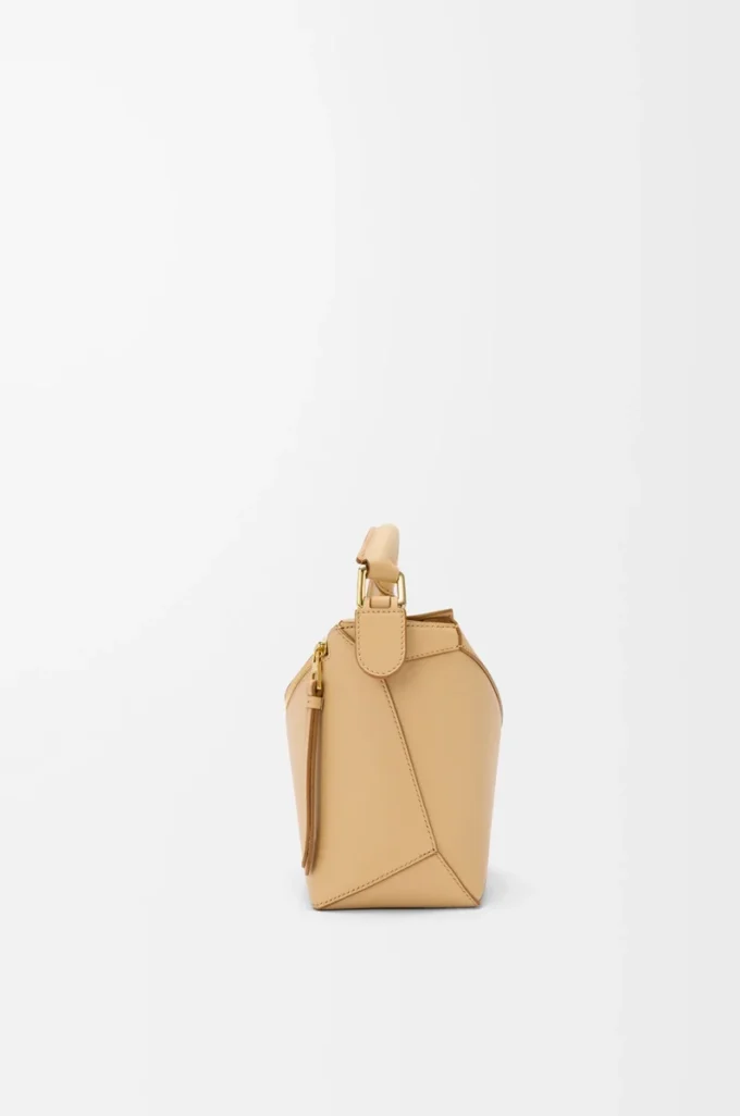 Borsa Puzzle Edge piccola in pelle di vitello classica Silk Beige Borsa Puzzle Edge piccola in pelle di vitello classica Silk Beige
