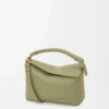 Borsa Puzzle Edge piccola in pelle di vitello classica verde eucalipto Borsa Puzzle Edge piccola in pelle di vitello classica verde eucalipto
