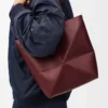 Borsa Puzzle Fold media in pelle di vitello lucida bordeaux scuro Borsa Puzzle Fold media in pelle di vitello lucida bordeaux scuro
