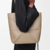 Borsa Puzzle Fold media in pelle di vitello lucida color sabbia Borsa Puzzle Fold media in pelle di vitello lucida color sabbia
