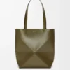 Borsa Puzzle Fold media in pelle di vitello lucida Dark Khaki Borsa Puzzle Fold media in pelle di vitello lucida Dark Khaki