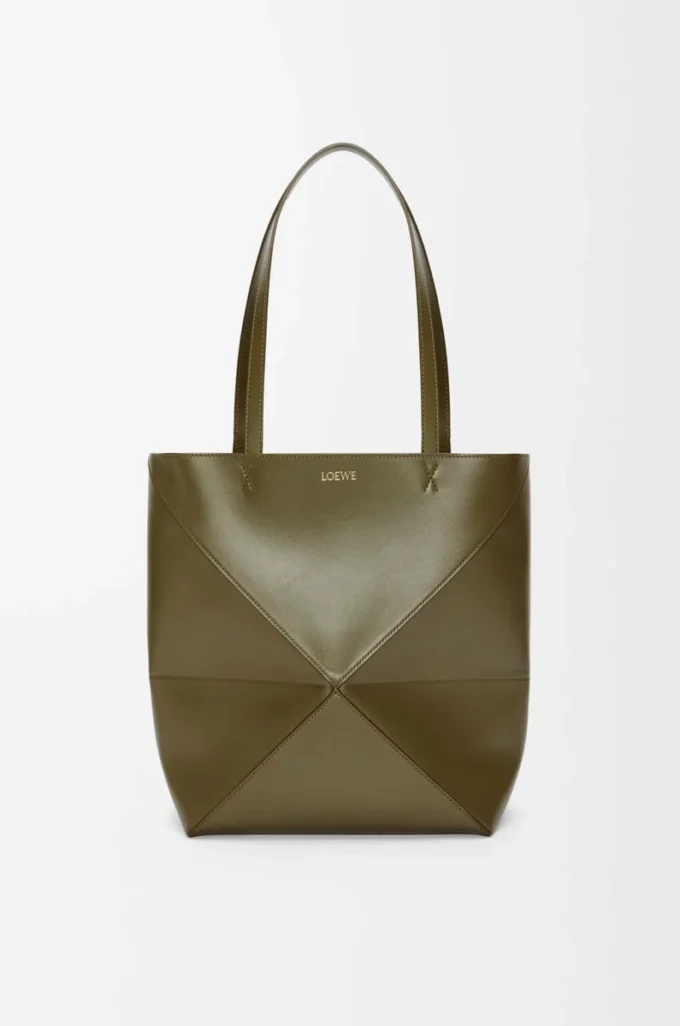 Borsa Puzzle Fold media in pelle di vitello lucida Dark Khaki Borsa Puzzle Fold media in pelle di vitello lucida Dark Khaki