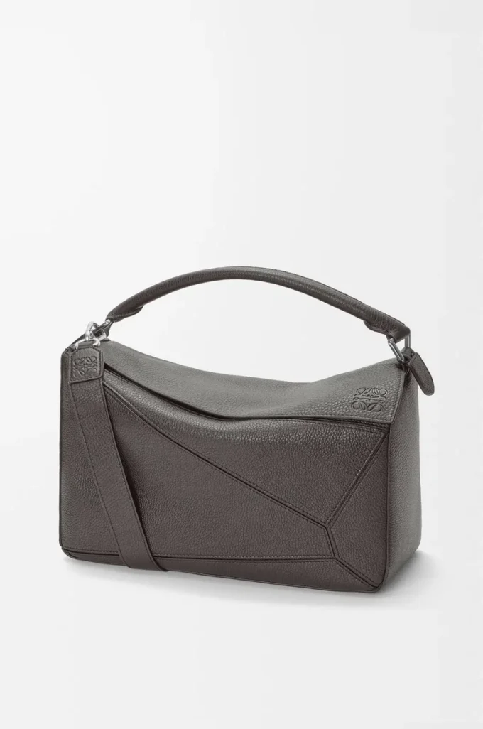 Borsa Puzzle grande in morbida pelle di vitello martellata Grigio scuro Borsa Puzzle grande in morbida pelle di vitello martellata Grigio scuro