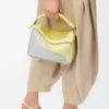 Borsa Puzzle piccola in pelle di vitello nappa grigio chiaro/citrino chiaro Borsa Puzzle piccola in pelle di vitello nappa grigio chiaro/citrino chiaro