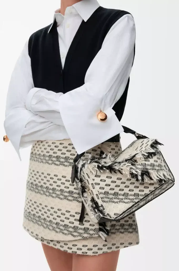 Borsa Puzzle piccola in tessuto intrecciato nero/bianco Borsa Puzzle piccola in tessuto intrecciato nero/bianco