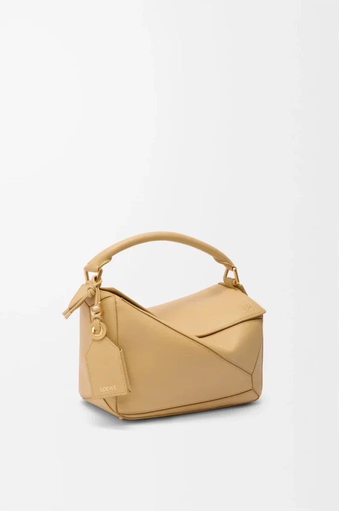 Borsa Small Featherlight Puzzle in pelle di agnello nappa Dark Butter Borsa Small Featherlight Puzzle in pelle di agnello nappa Dark Butter