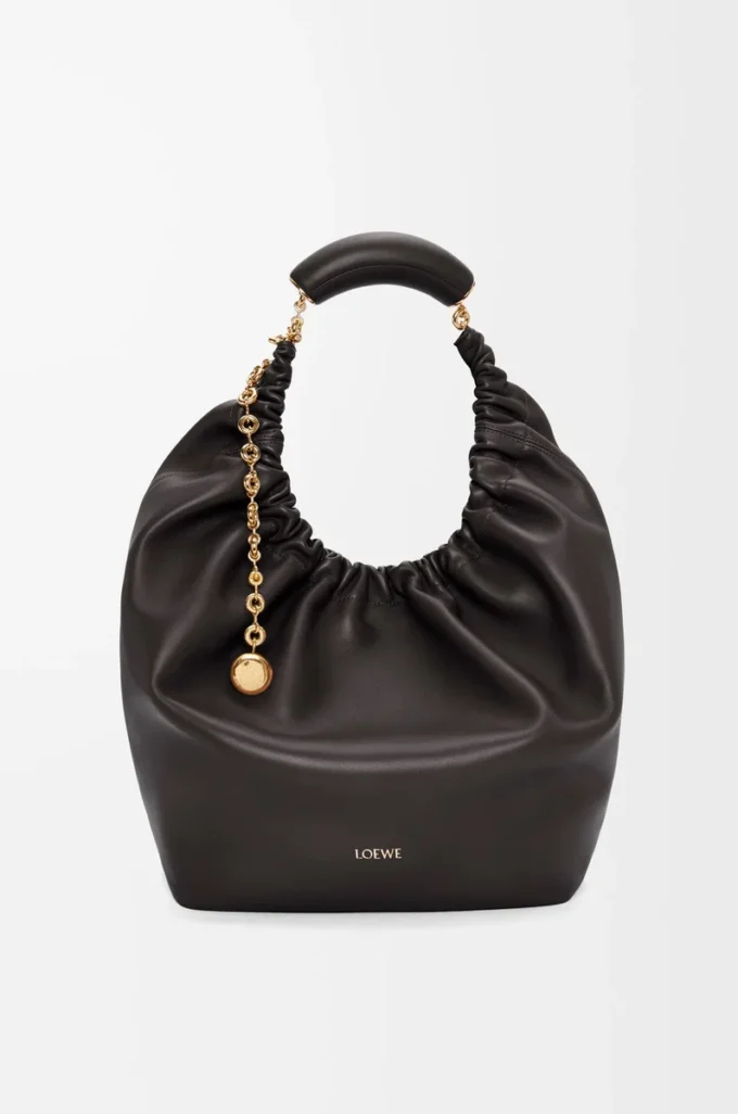 Borsa Squeeze media in morbida pelle di agnello nappa nera