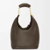 Borsa Squeeze piccola in morbida pelle di agnello nappa color cioccolato Borsa Squeeze piccola in morbida pelle di agnello nappa color cioccolato