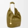 Borsa Squeeze piccola in morbida pelle di agnello nappa color oliva Borsa Squeeze piccola in morbida pelle di agnello nappa color oliva
