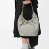 Borsa Squeeze piccola in morbida pelle di agnello nappa grigio conchiglia Borsa Squeeze piccola in morbida pelle di agnello nappa grigio conchiglia