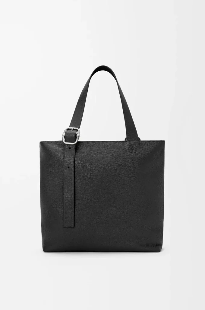 Borsa tote con chiusura a zip in morbida pelle di vitello martellata Nero Borsa tote con chiusura a zip in morbida pelle di vitello martellata Nero