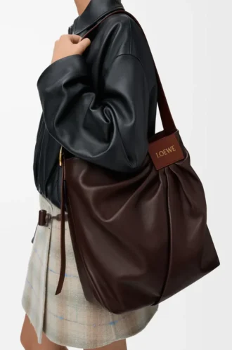 Borsa tote drappeggiata in morbida pelle di agnello nappa Marrone scuro
