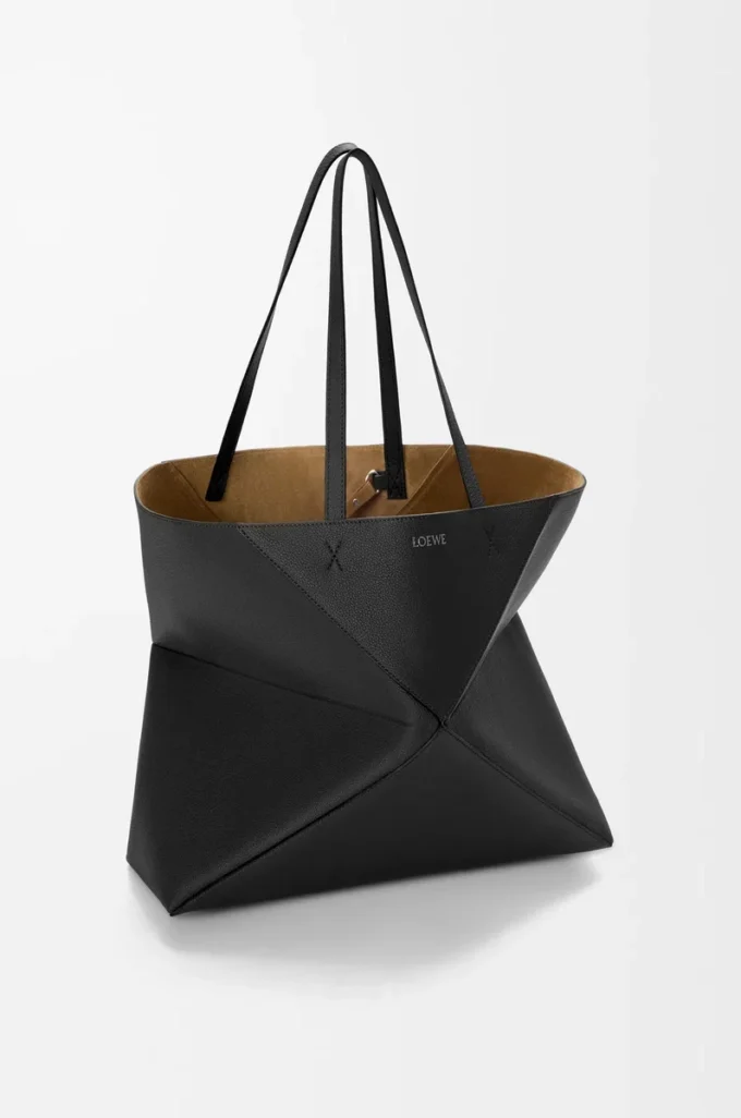 Borsa tote Puzzle Fold grande orizzontale in morbida pelle di vitello martellata Nero Borsa tote Puzzle Fold grande orizzontale in morbida pelle di vitello martellata Nero