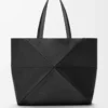 Borsa tote Puzzle Fold grande orizzontale in morbida pelle di vitello martellata Nero Borsa tote Puzzle Fold grande orizzontale in morbida pelle di vitello martellata Nero