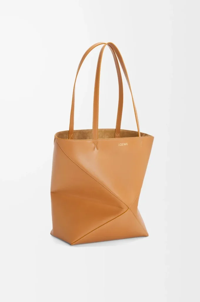 Borsa tote Puzzle Fold media in pelle di vitello lucida Warm Desert Borsa tote Puzzle Fold media in pelle di vitello lucida Warm Desert