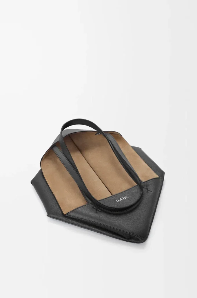 Borsa tote Puzzle Fold orizzontale media in morbida pelle di vitello martellata Nero Borsa tote Puzzle Fold orizzontale media in morbida pelle di vitello martellata Nero