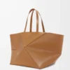 Borsa tote XXL Puzzle Fold in pelle di vitello lucida Oak Borsa tote XXL Puzzle Fold in pelle di vitello lucida Oak