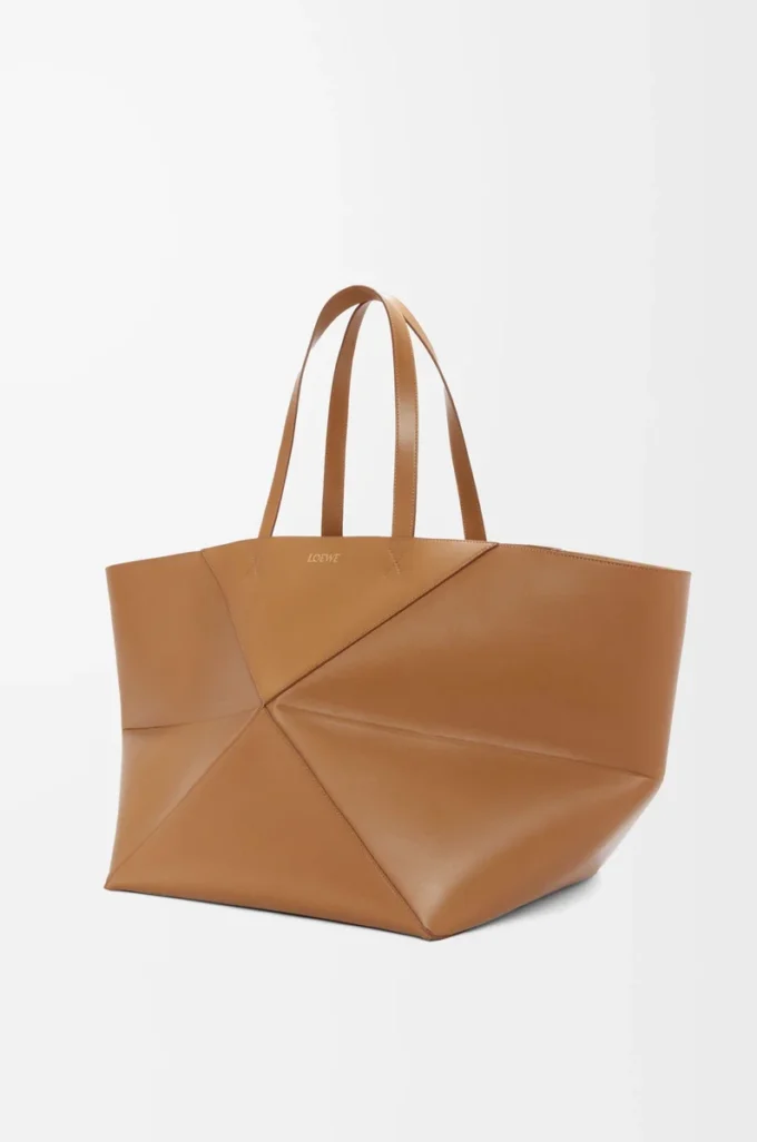 Borsa tote XXL Puzzle Fold in pelle di vitello lucida Oak Borsa tote XXL Puzzle Fold in pelle di vitello lucida Oak
