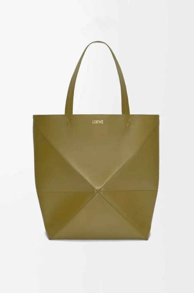 Borsa XL Puzzle Fold in pelle di vitello lucida color oliva Borsa XL Puzzle Fold in pelle di vitello lucida color oliva