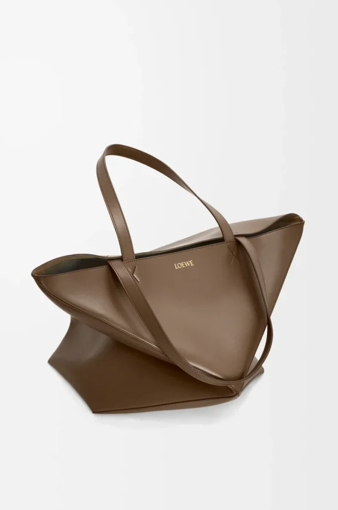 Borsa XL Puzzle Fold in pelle di vitello lucida Umber Borsa XL Puzzle Fold in pelle di vitello lucida Umber