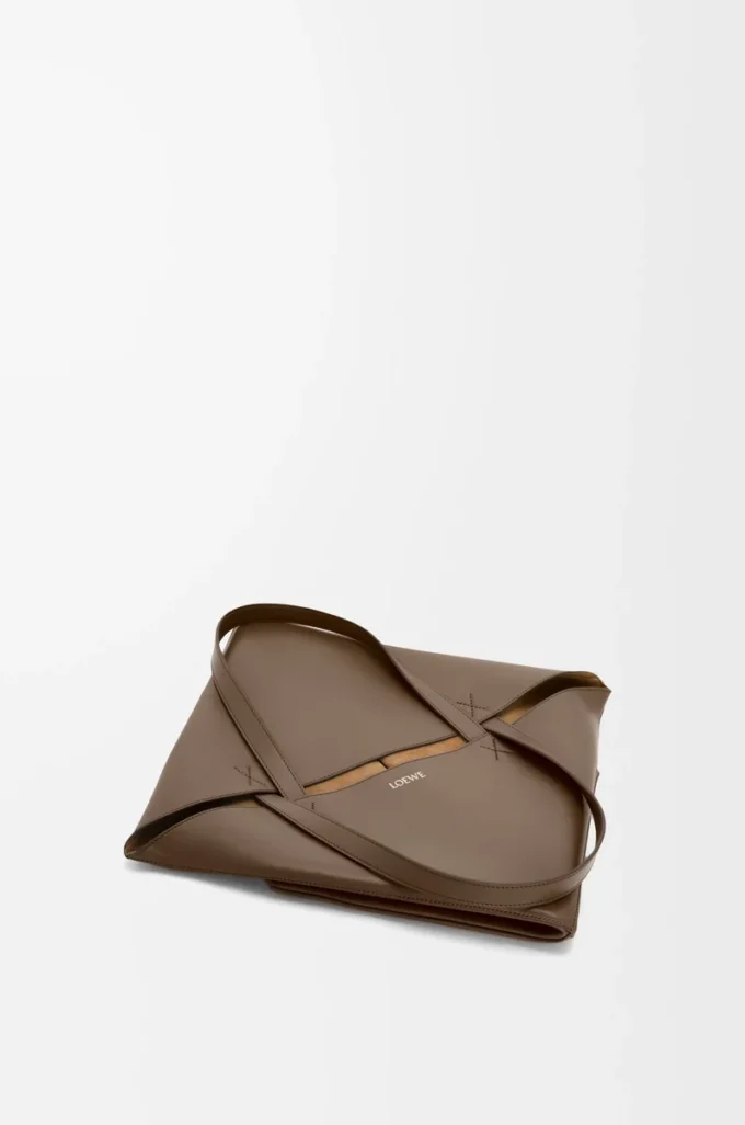Borsa XL Puzzle Fold in pelle di vitello lucida Umber Borsa XL Puzzle Fold in pelle di vitello lucida Umber